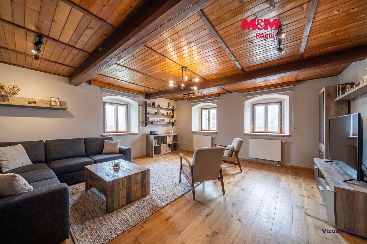 Prodej rodinného domu 115 m², pozemek 1729 m²